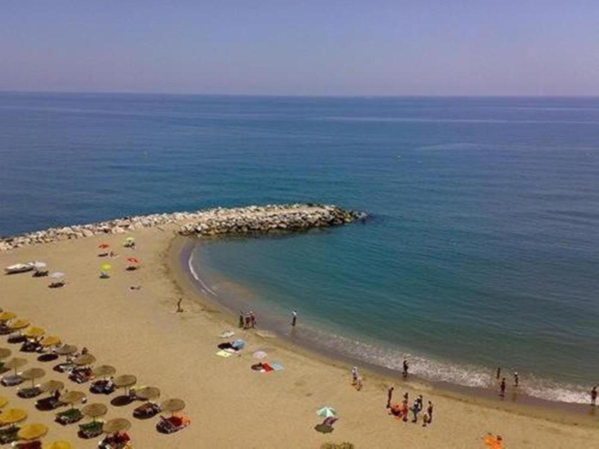 Luxury Romantica Near Torremuelle Villa *