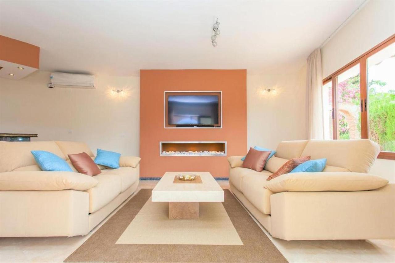 Luxury Romantica Near Torremuelle Villa Benalmádena